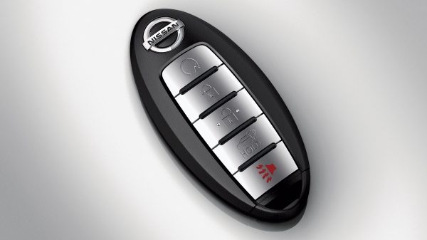 Nissan Pathfinder remote key fob